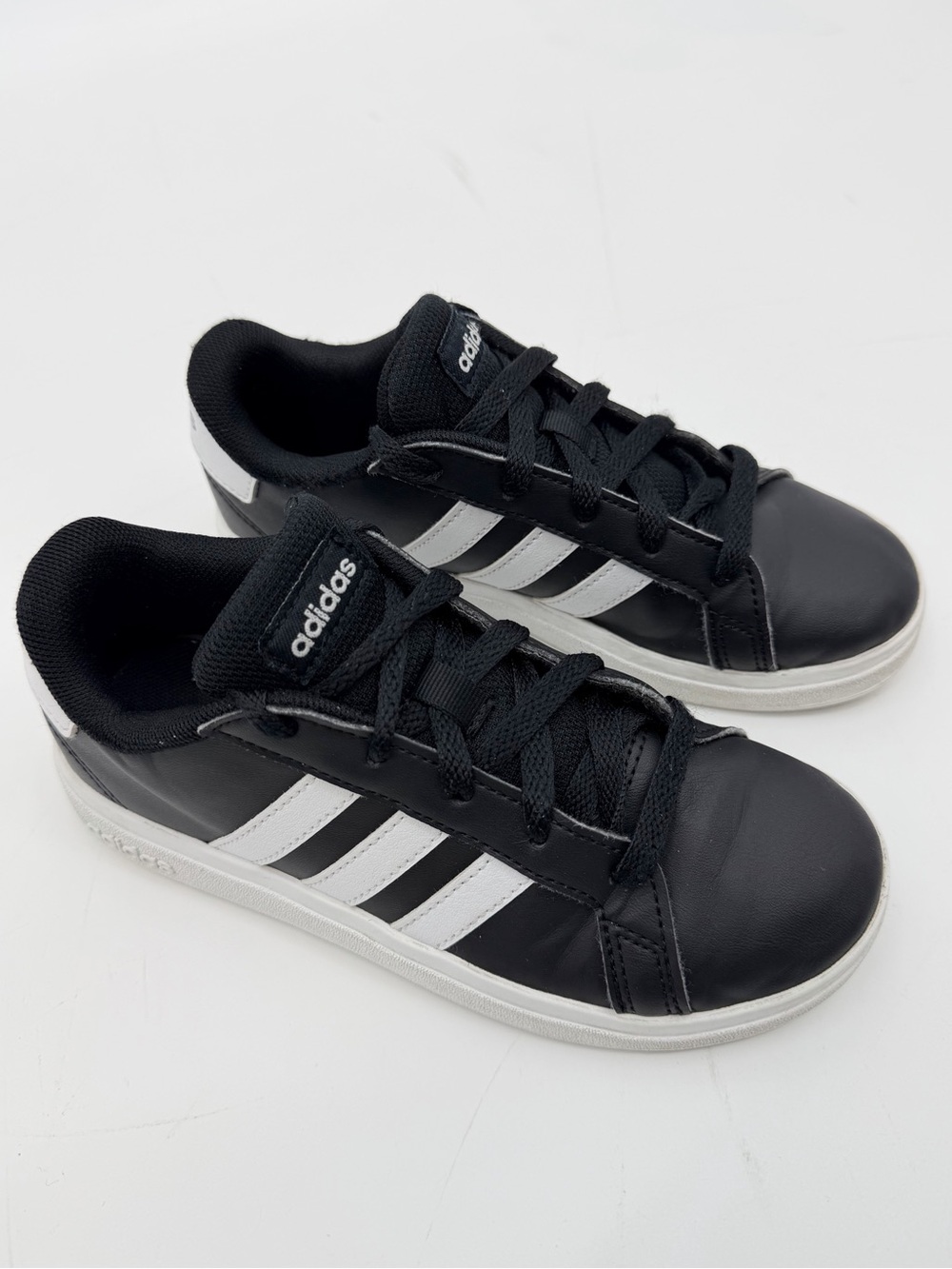 Adidas Grand Court 2.0 Kids Sneakers Black White Lace-Up #GW6503 Size 13K